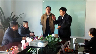 石家庄工信局北斗利用调查团一行光临pg电子游戏调查调研