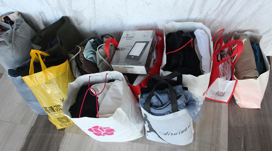 爱在星网丨pg电子游戏“衣路有你 爱心随杏妆旧衣物捐赠活动火热发展